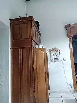 Rober2230 online show from December 22, 5:11 am