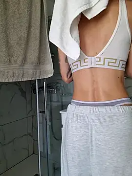 EileX official online show from April 10, 6:20 am