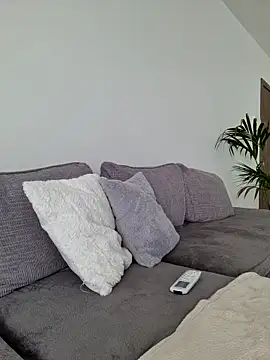 EileX official online show from March 26, 8:01 am