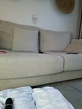 EileX official online show from November 18, 7:44 am