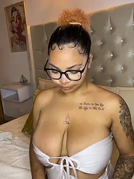 Eloisa cleavage  online show from December 22, 10:15 am