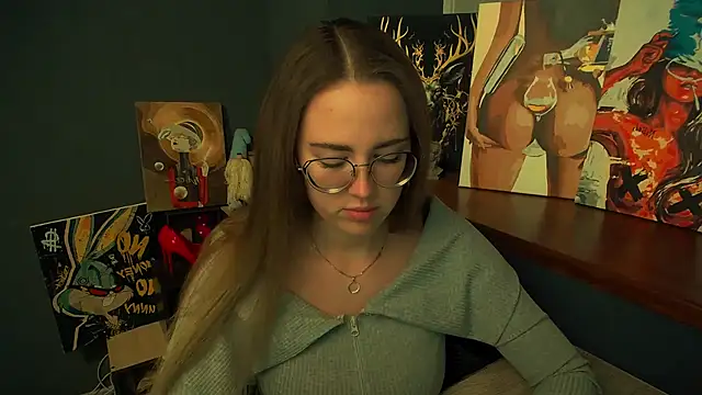 luxie milady online show from April 22, 12:34 pm