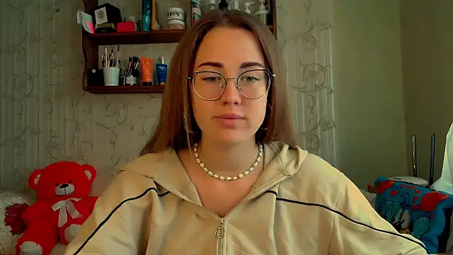 Snapshot of luxie_milady chatting on October 9, 11:33 am luxie milady online show from October 9, 11:33 am