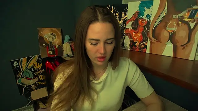 luxie milady online show from March 24, 1:33 pm