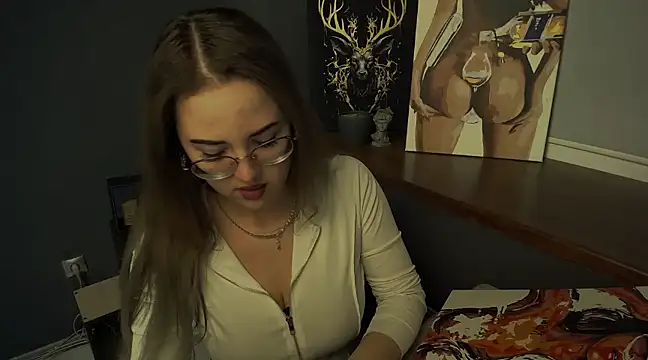 Snapshot of luxie_milady chatting on March 21, 1:12 pm luxie milady online show from March 21, 1:12 pm