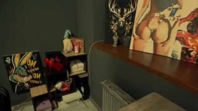 Snapshot of luxie_milady chatting on November 25, 1:44 pm luxie milady online show from November 25, 1:44 pm