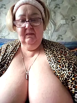 Snapshot of Awn290668 chatting on December 14, 9:59 am Awn290668 online show from December 14, 9:59 am