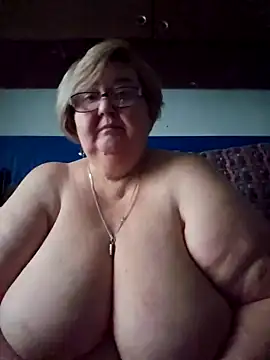 Snapshot of Awn290668 chatting on September 23, 5:14 am Awn290668 online show from September 23, 5:14 am