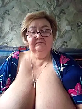 Snapshot of Awn290668 chatting on October 21, 5:29 am Awn290668 online show from October 21, 5:29 am