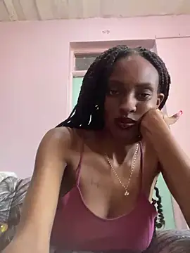 Snapshot of Tee_babygirl1 chatting on February 17, 11:44 am Tee babygirl1 online show from February 17, 11:44 am