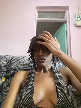 Snapshot of Tee_babygirl1 chatting on January 3, 1:57 pm Tee babygirl1 online show from January 3, 1:57 pm