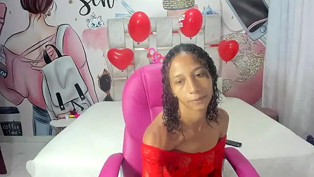 EMMA SWEETT1 online show from February 15, 12:22 pm
