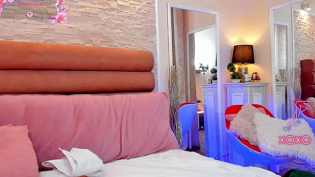 ArianaCroft online show from March 17, 7:55 am