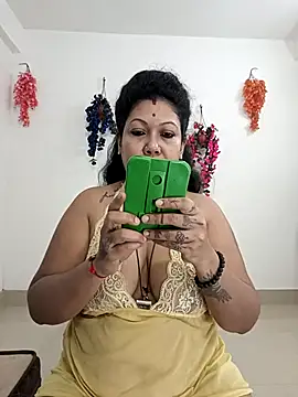 Snapshot of YOUR_LOVELY-40 chatting on September 11, 3:01 pm YOUR LOVELY-40 online show from September 11, 3:01 pm