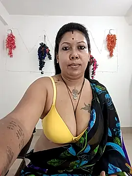 YOUR LOVELY-40 online show from November 6, 4:27 am