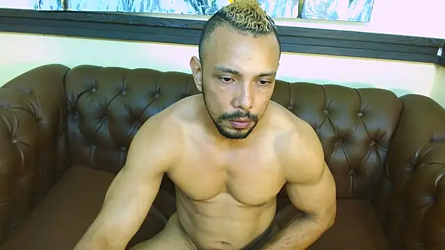 Thiago Summers online show from February 10, 1:43 pm