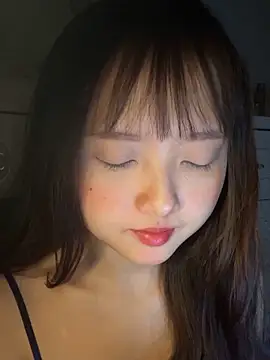 Alice1818 online show from March 12, 7:36 pm