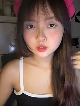 Alice1818 online show from October 18, 7:27 pm