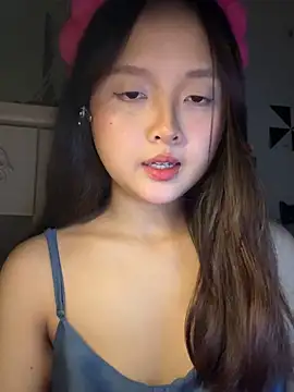 Alice1818 online show from December 4, 6:51 pm