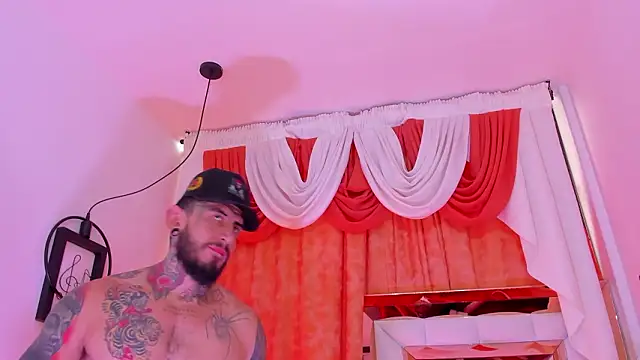 dilan scootk  online show from March 4, 6:48 pm