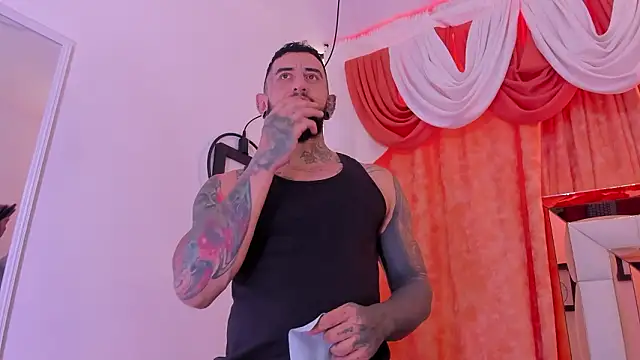 dilan scootk  online show from March 11, 7:41 pm