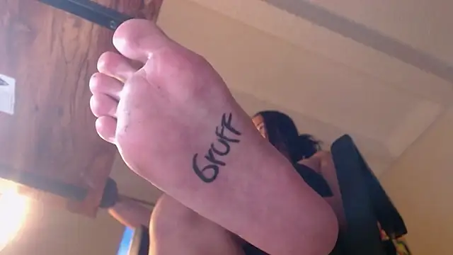 carlajames  online show from February 23, 11:16 pm