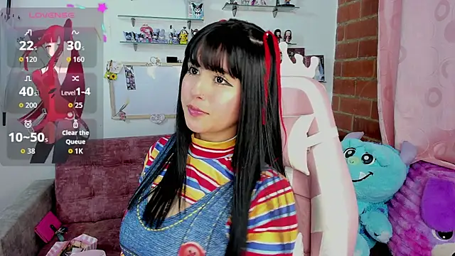 Snapshot of naoko_kirino chatting on February 7, 3:14 am naoko kirino online show from February 7, 3:14 am