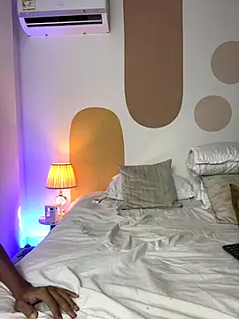 VictoriaRoss1 online show from September 23, 9:44 pm