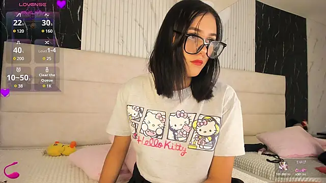 KatDreams  online show from January 9, 3:36 am