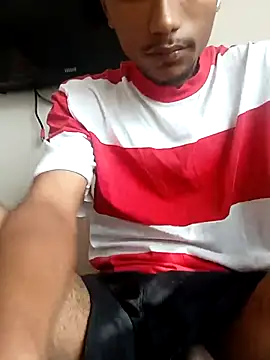 slimmydaddy69 online show from April 8, 12:39 pm