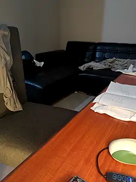 kisstoyousoon2024 online show from September 12, 7:13 pm