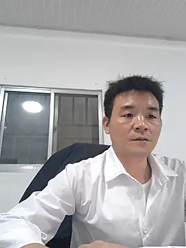 kisstoyousoon2024 online show from September 16, 8:21 pm