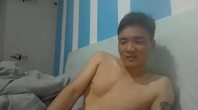 kisstoyousoon2024 online show from December 3, 6:44 pm