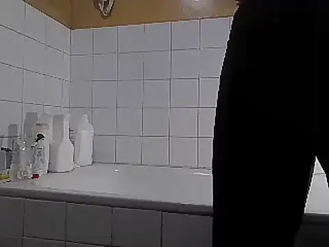 kisstoyousoon2024 online show from January 17, 6:02 pm