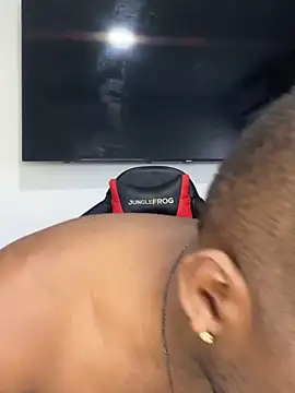 Destrozador415 online show from March 31, 9:28 pm