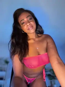 Snapshot of Blazerina chatting on November 13, 4:38 am Blazerina online show from November 13, 4:38 am