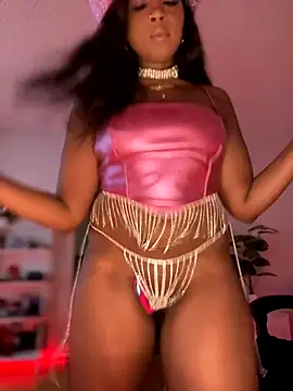 Snapshot of Blazerina chatting on October 31, 1:19 pm Blazerina online show from October 31, 1:19 pm