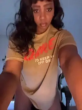 Snapshot of Blazerina chatting on November 27, 6:58 am Blazerina online show from November 27, 6:58 am