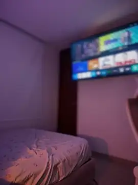 Snapshot of veronicaapink chatting on November 11, 1:44 am veronicaapink online show from November 11, 1:44 am