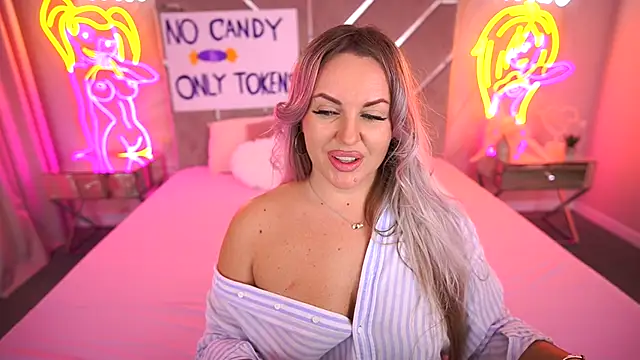 KiraCandyS online show from October 30, 8:06 pm