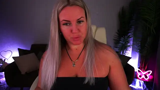KiraCandyS online show from June 24, 8:06 pm