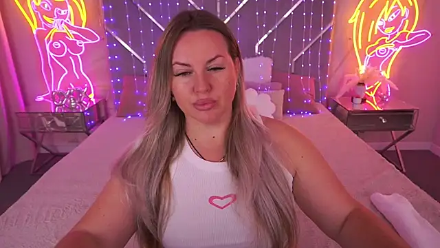 KiraCandyS online show from May 27, 7:54 pm