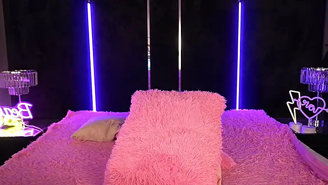 KiraCandyS online show from March 8, 3:28 am