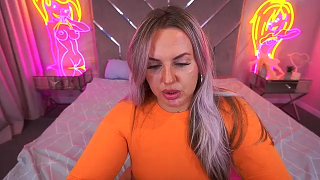 KiraCandyS online show from October 6, 1:12 pm