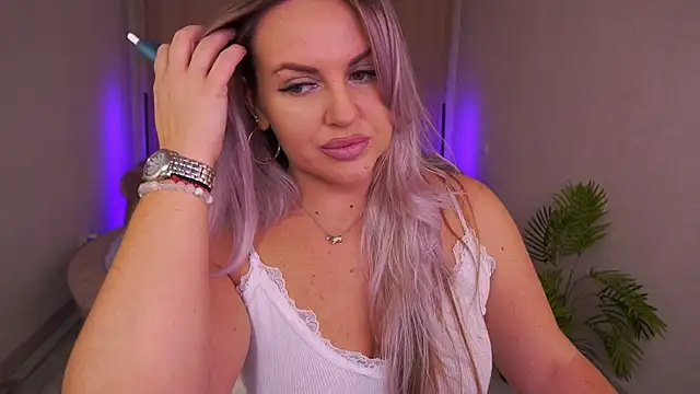 KiraCandyS online show from October 29, 8:52 pm