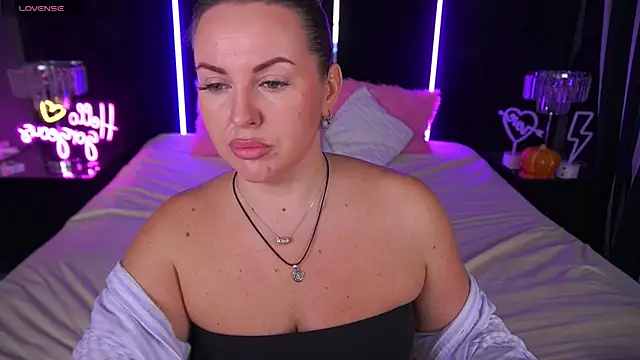 KiraCandyS online show from November 21, 9:58 pm