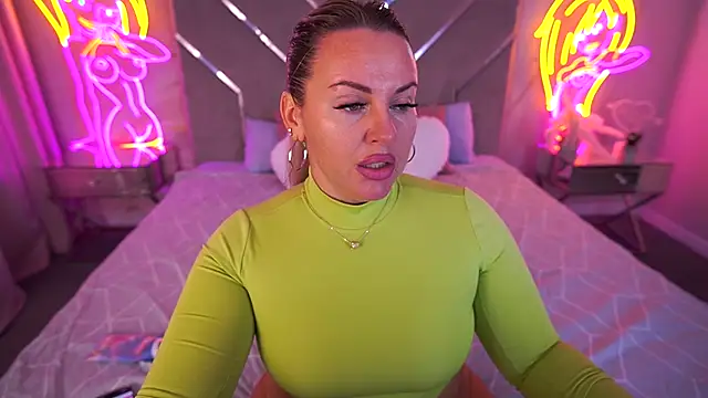 KiraCandyS online show from September 25, 8:48 pm