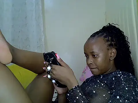 pretty betty online show from February 14, 8:31 pm