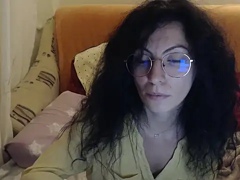 Emmatoo online show from November 18, 8:34 pm