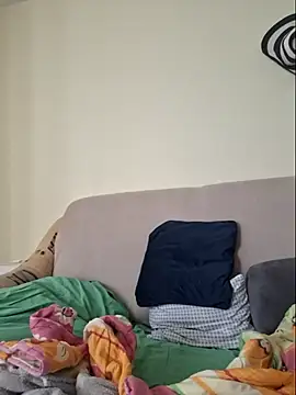 Snapshot of Emmatoo chatting on February 28, 8:47 am Emmatoo online show from February 28, 8:47 am